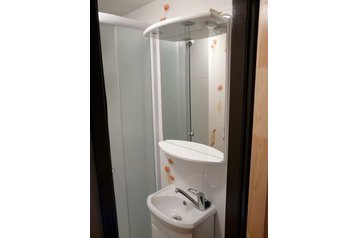 Słowacja Chata Szpania Dolina / Špania Dolina, Zewnątrz